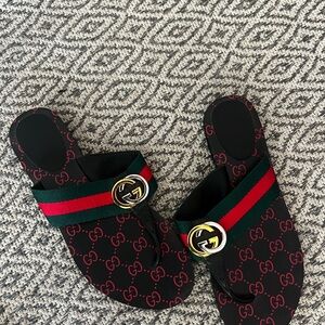 Gucci Black Sandals with Red and Gold Details